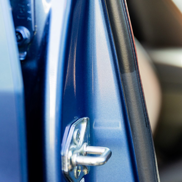 Gummi Pflege Stift - Dưỡng gioăng cao su cho xe ô tô 2 Sau khi sử dụng Gummi Pflege Stift