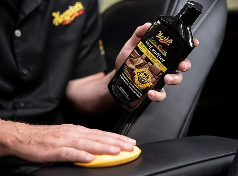 lau meguiars g7214 nhe nhang len noi that