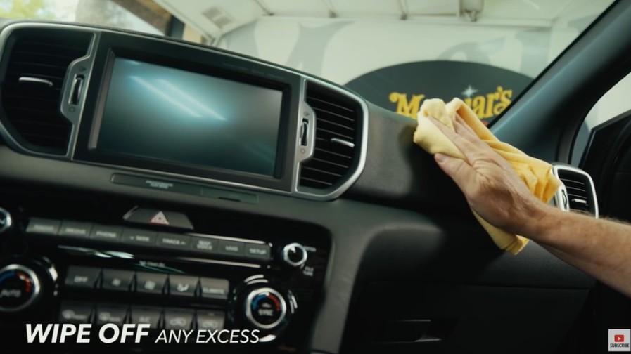 Meguiar's G14512 dưỡng và làm sạch nhựa, da