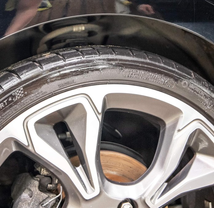 Thực tế sau khi làm sach bằng Meguiar's D170