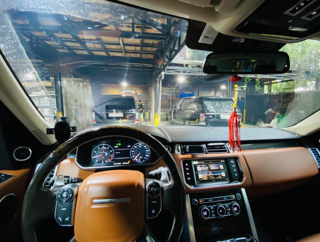 Phim Cách Nhiệt Huper Optik DREI (Kính Lái): Với độ trong suốt cao