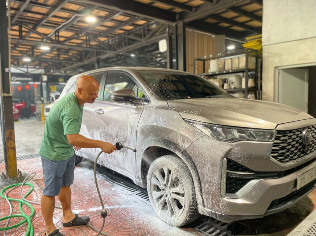 Dịch Vụ Rửa Xe Chi Tiết 500k - Chăm Sóc Xe Chuẩn 5 Sao Dịch Vụ Rửa Xe Chi Tiết 500k - Chăm Sóc Xe Chuẩn 5 Sao