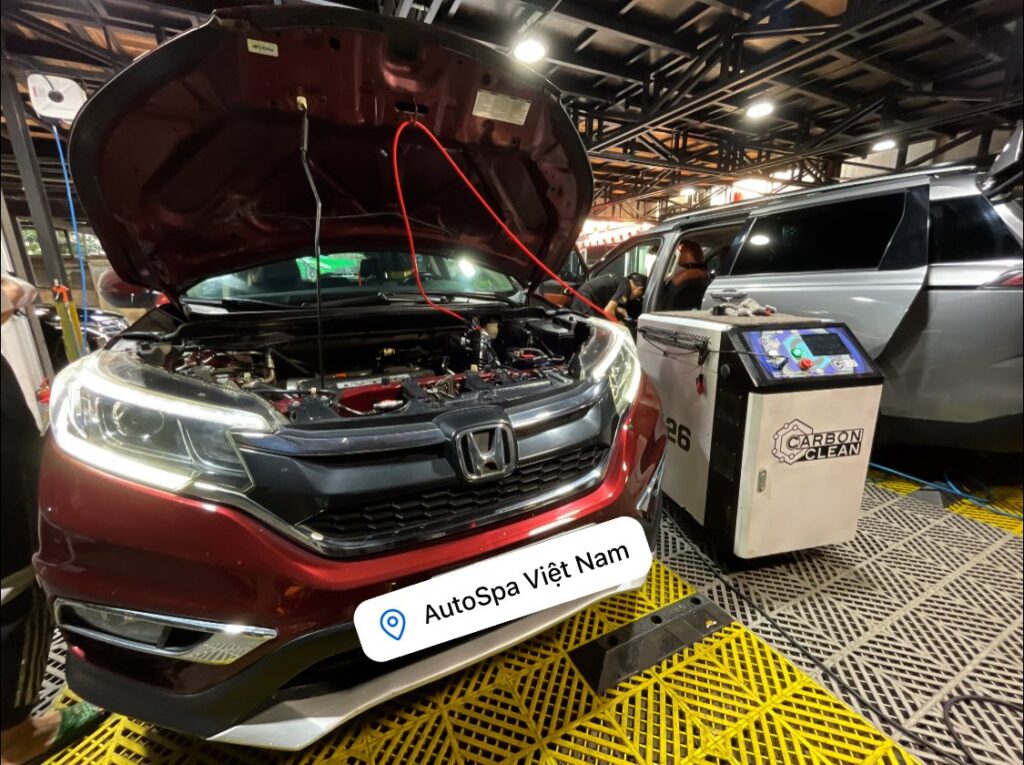 Detox Động Cơ: 2 Bước Vệ Sinh Buồng Đốt & Hệ Thống Khí Thải Chuẩn UK Tại AutoSpa